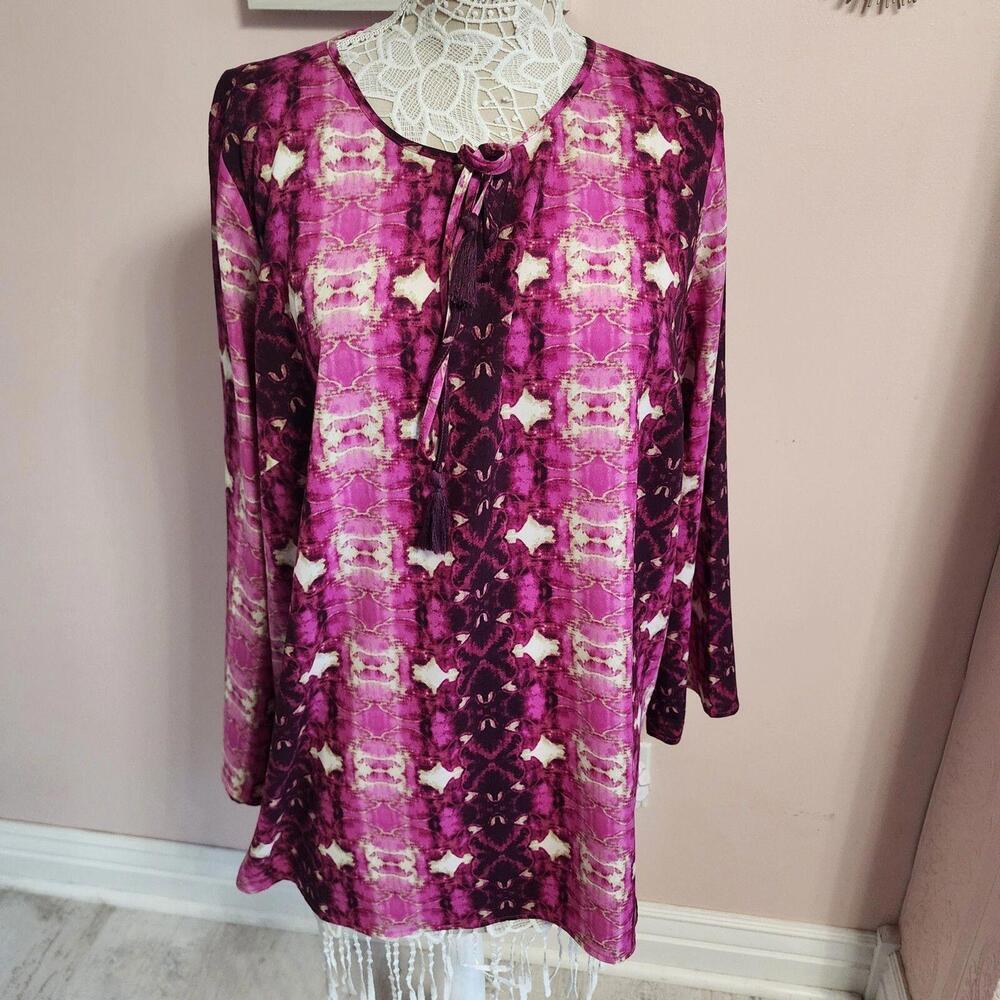 Flawless pink snakeskin patterned blouse Linea by Louis Dell'Olio 1X adorb - Picture 2 of 6
